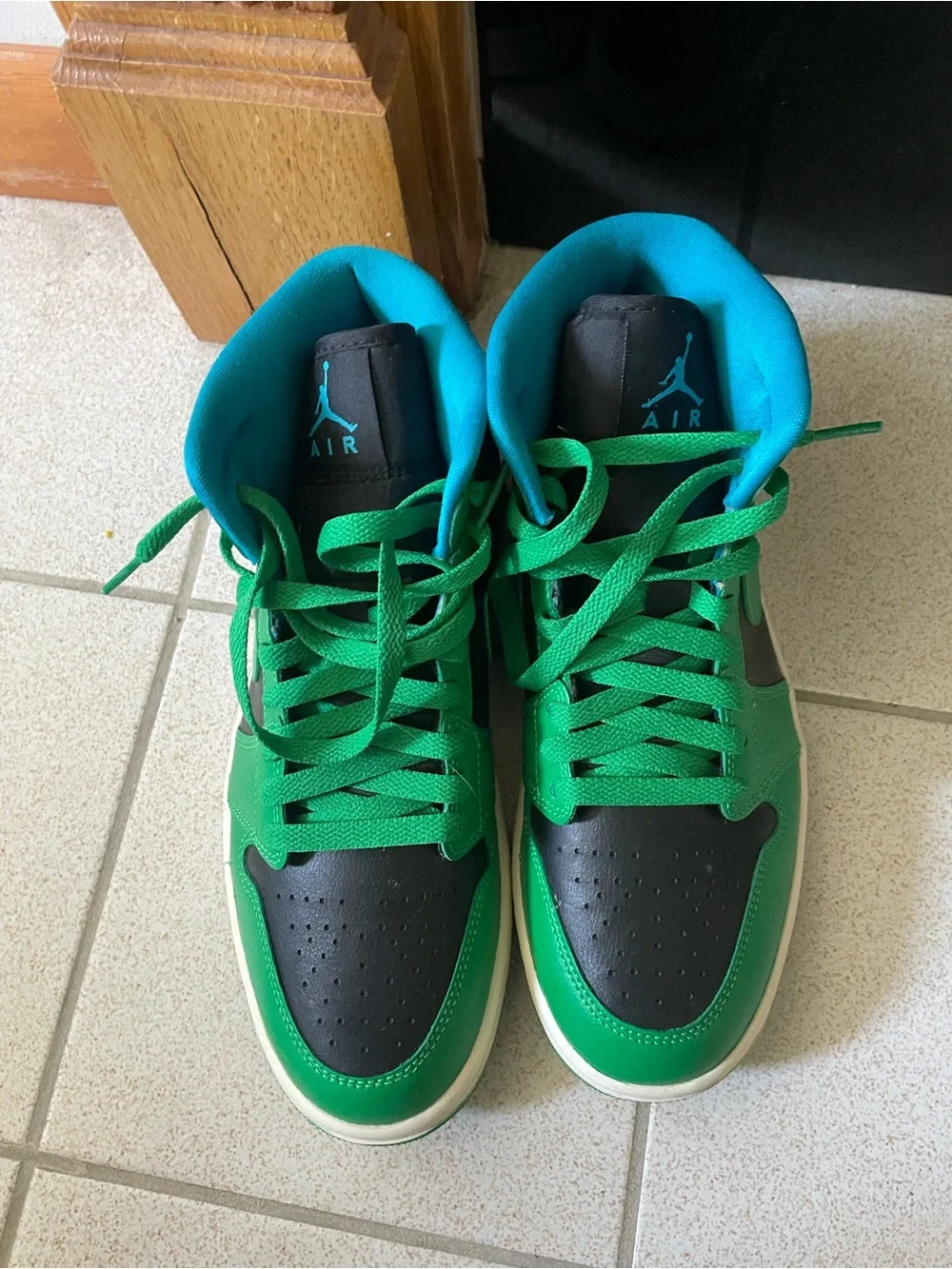 Nike Air Jordan High-Top Sneakers in Blue/Green/Black